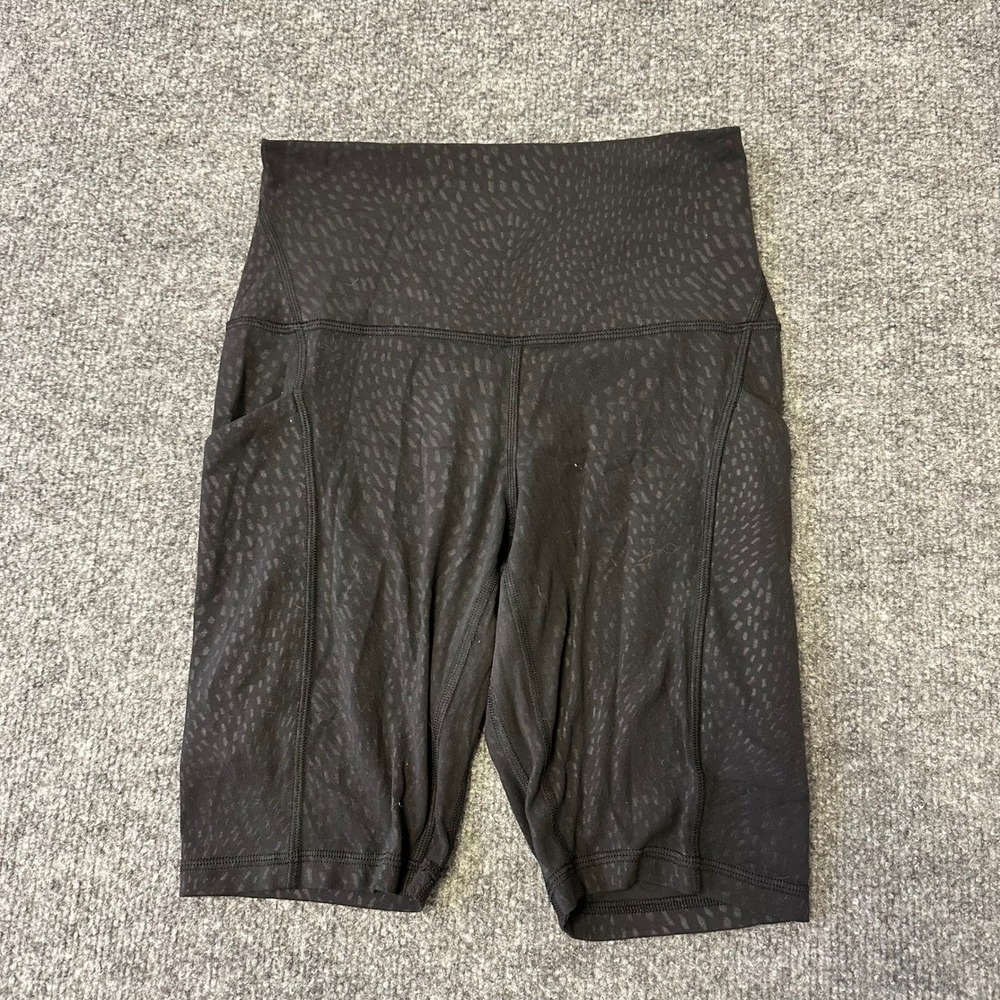 Lululemon Shorts Womens Size 4 Black Invigorate High-Rise Biker Pockets Pattern